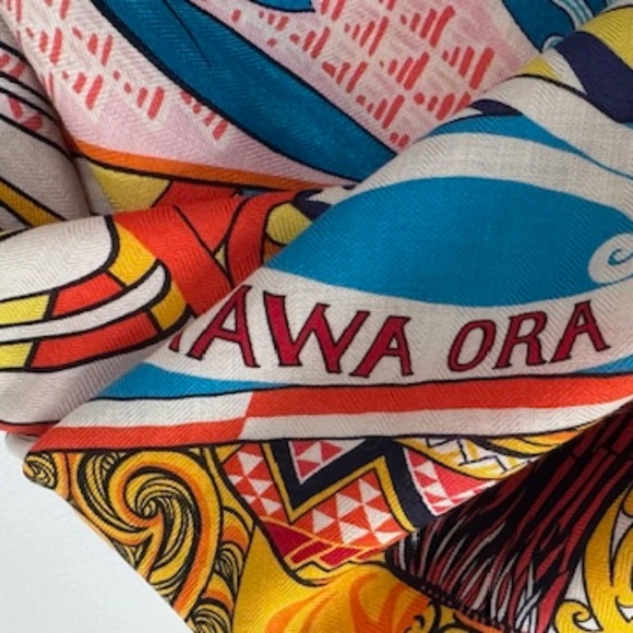 NWT HERMES KAWA ORA BY TE RANGITU NETANA 140X140 CASHMERE SILK SHAWL SCARF STOLE - Picture 12 of 15